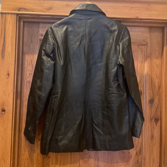 Leather coat - Picture 2 of 3